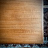 Scandinavian extendable table