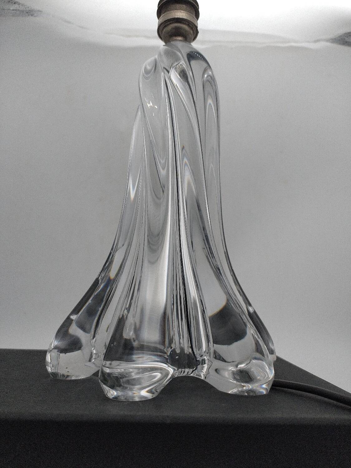Lamp base in Vannes crystal.