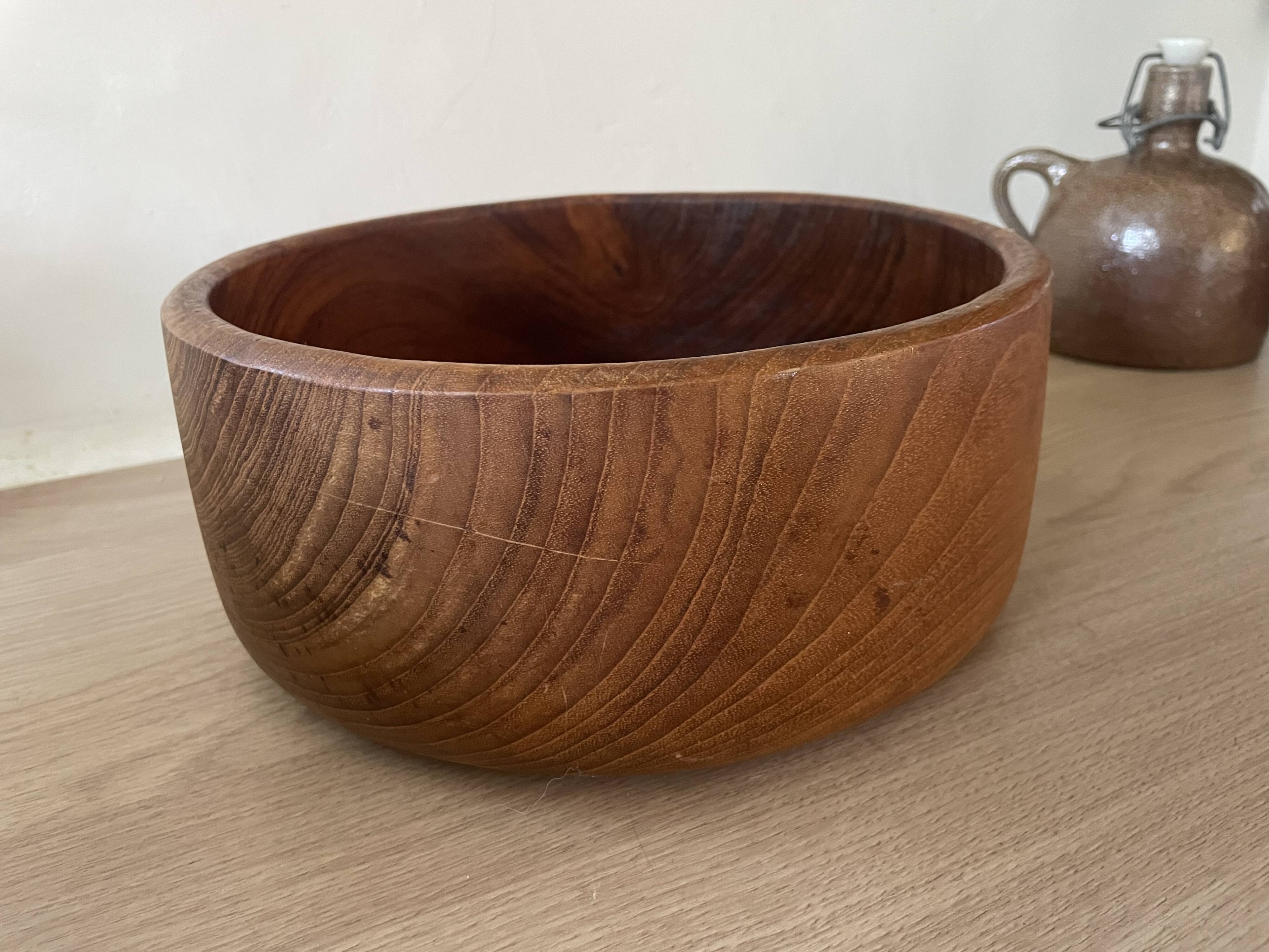 Vintage teak coupe salad bowl