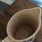 Pitcher broc relief