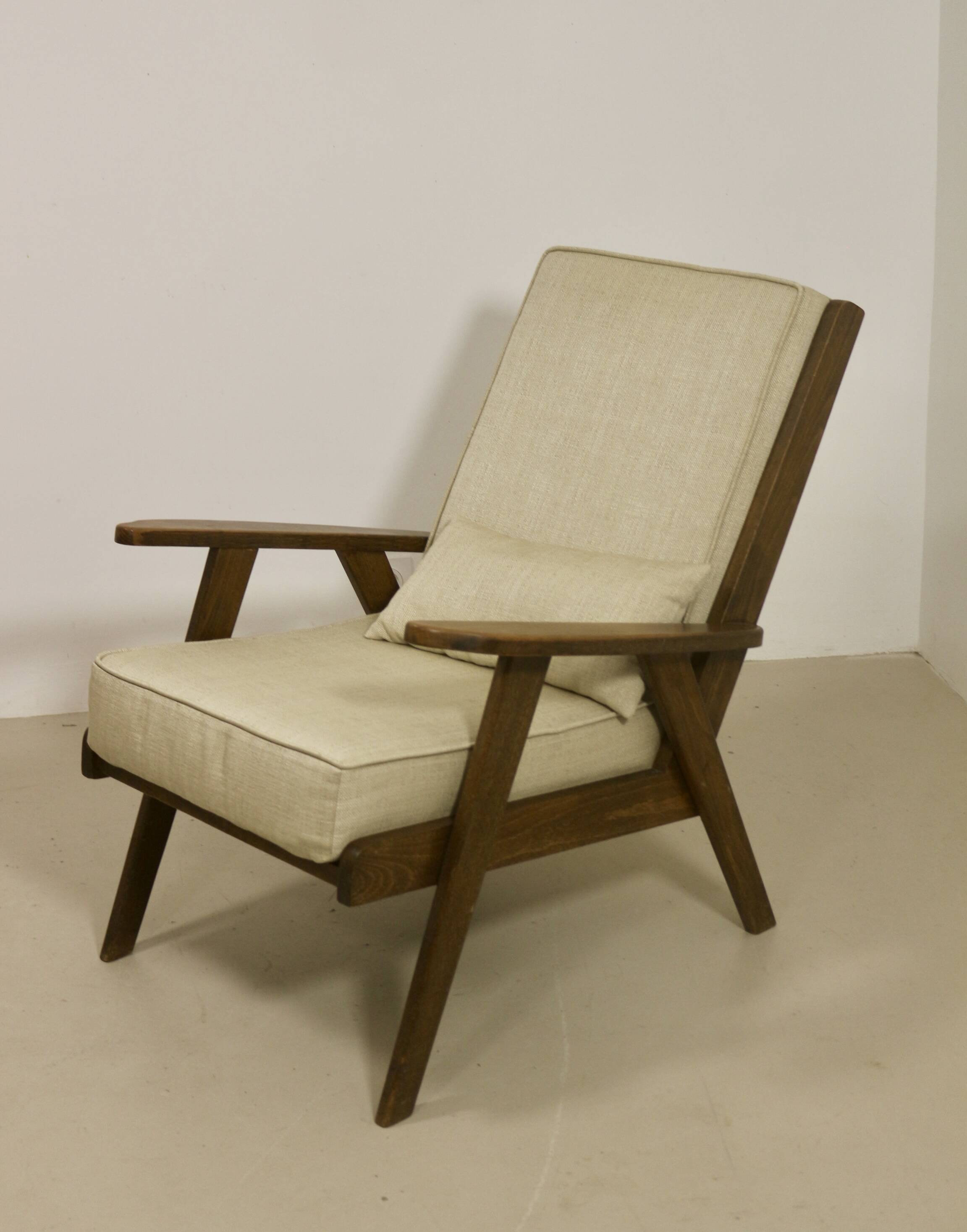 Fauteuil période reconstruction 1950