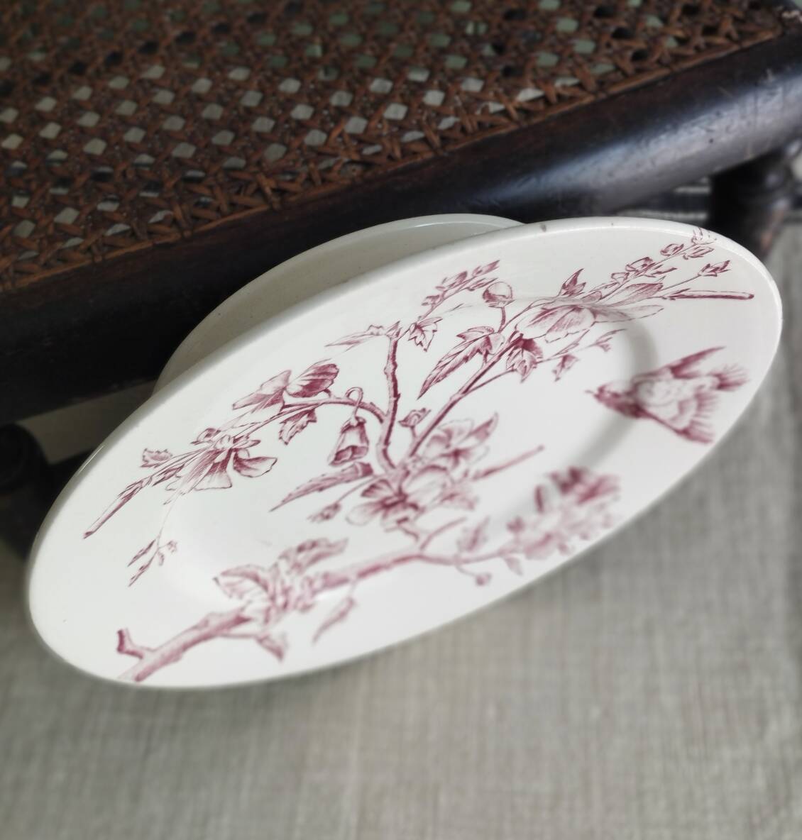 Iron earth plate Longchamp "Small Bird"
