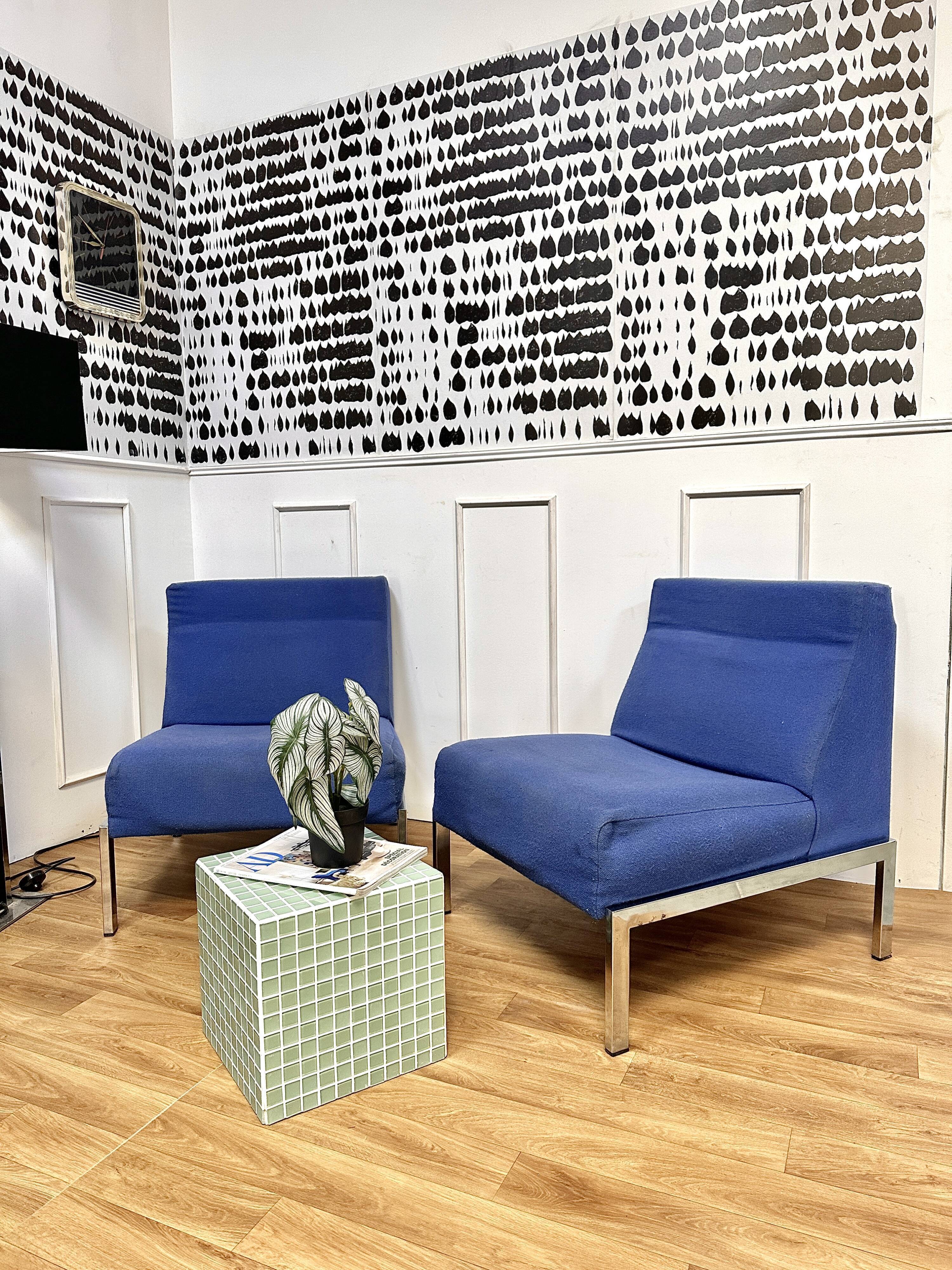 Pair of blue fabric design seats