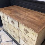 Trade cabinet with drawers