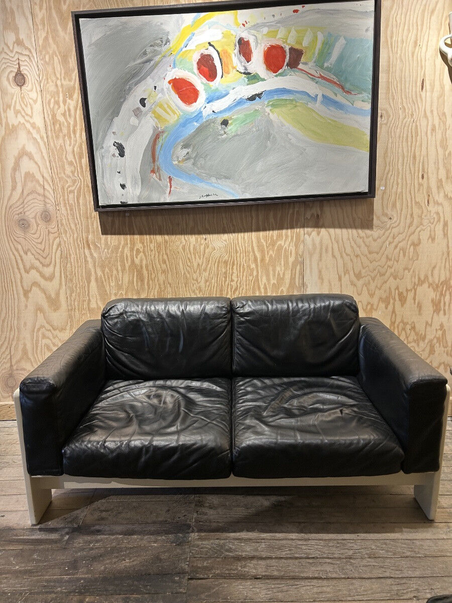 Bastiano sofa and armchair by Afra & Tobia Scarpa