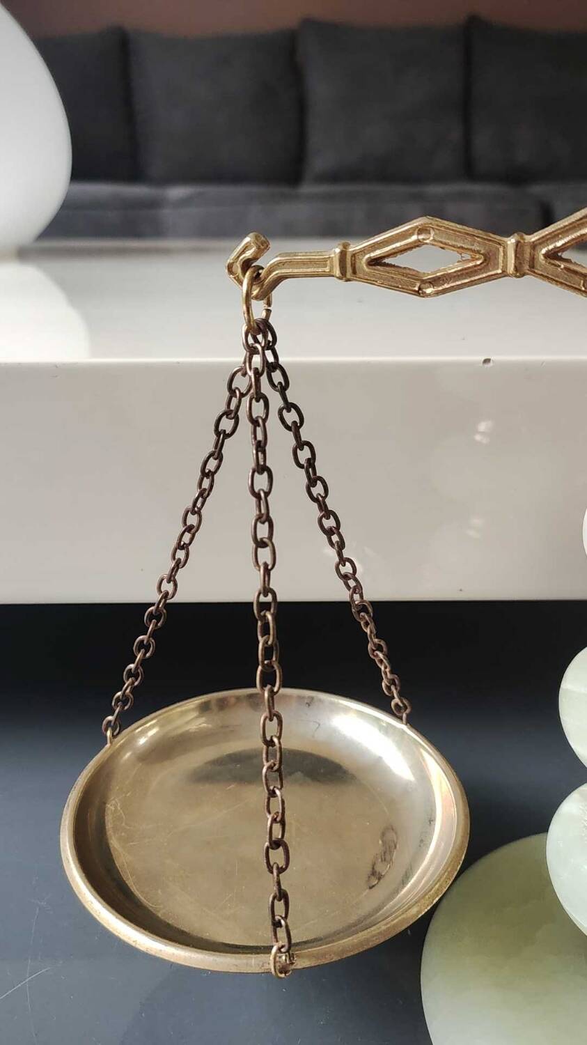 Old decorative Scales of Justice. Onyx, marble/brass. From the 50s. Dim 29 x 30 cm