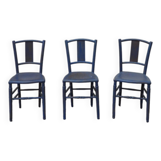 Set of 3 retro chairs.