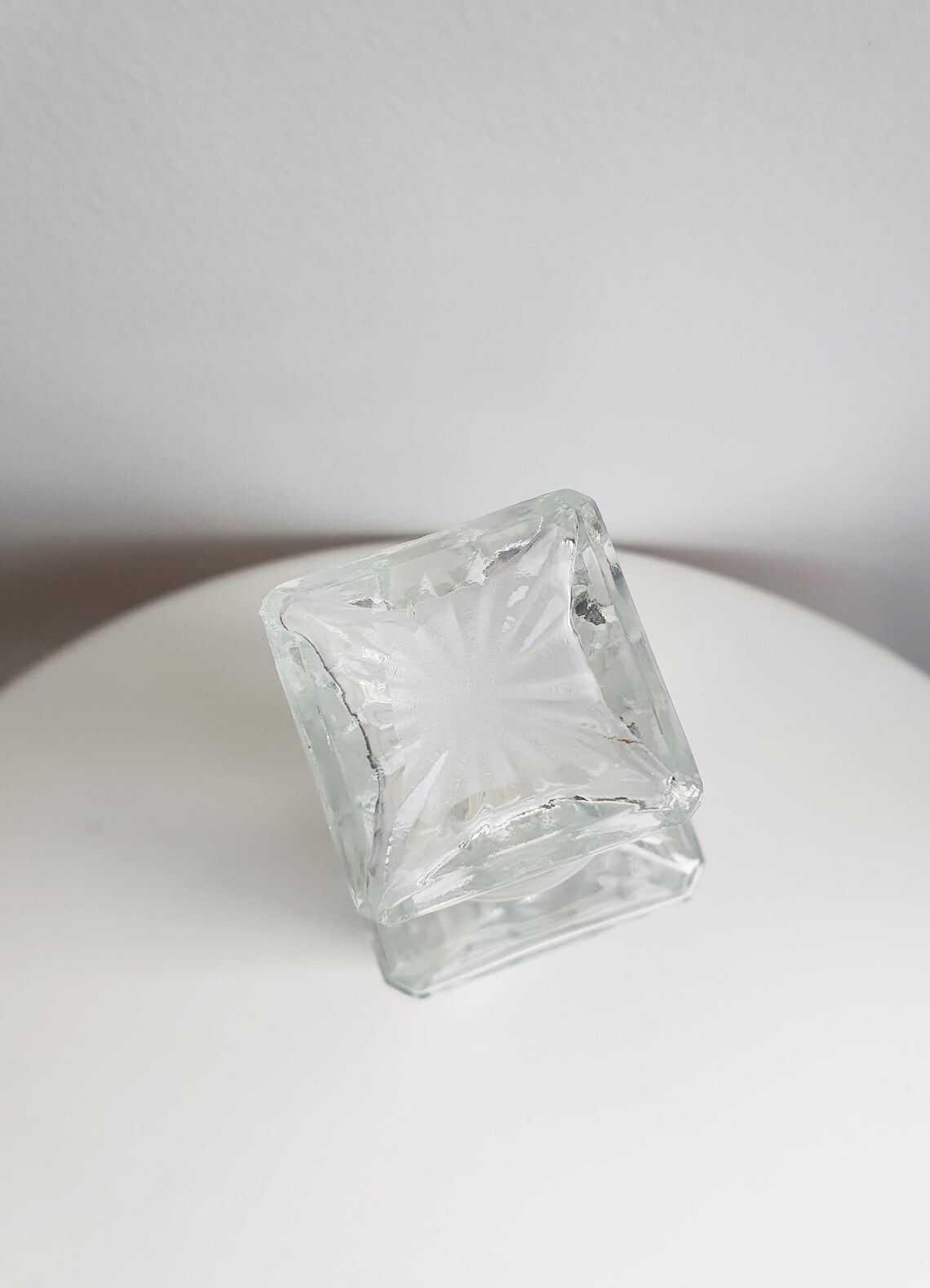 Glass square carafe