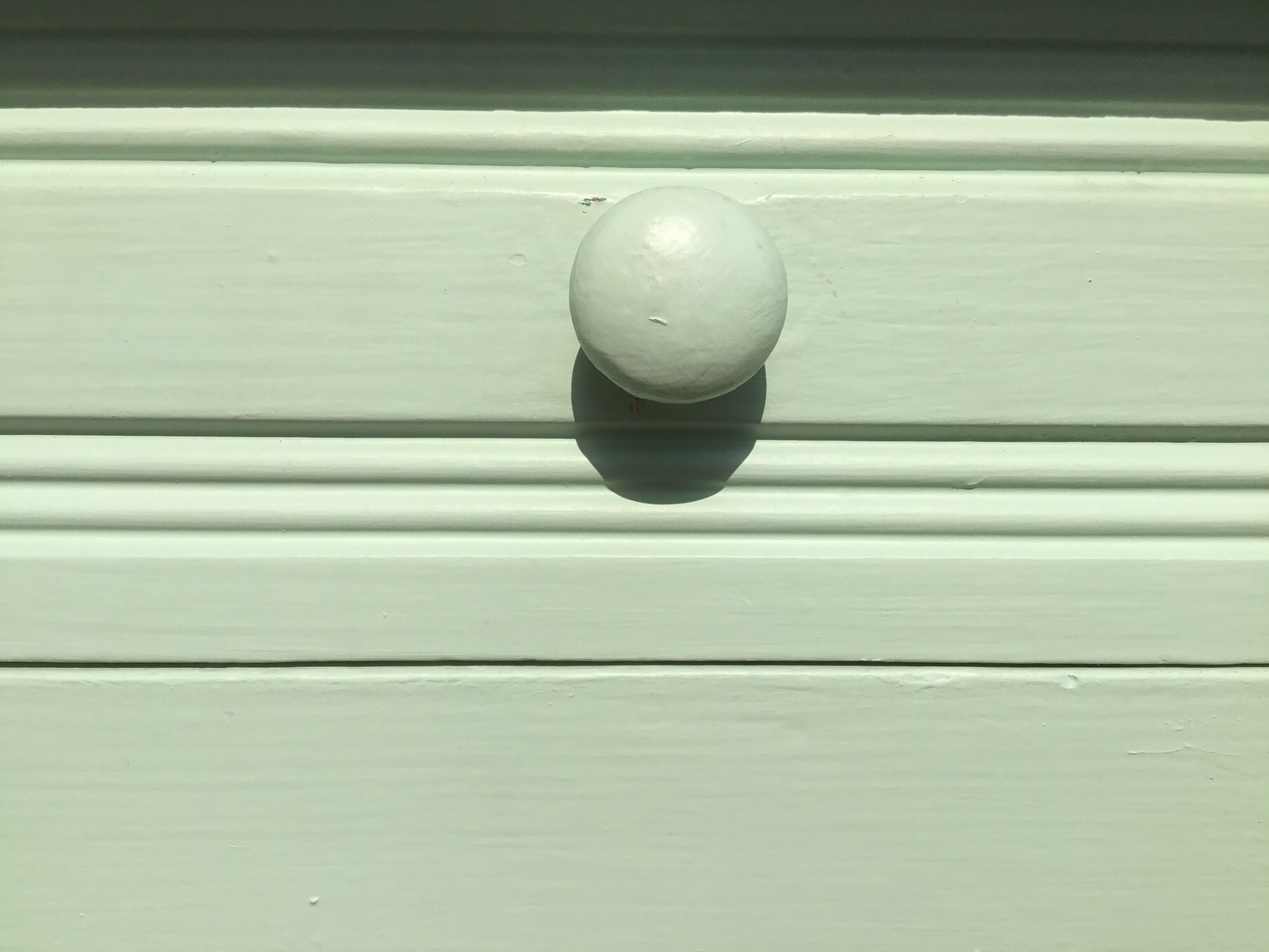 Green parisian buffet of water