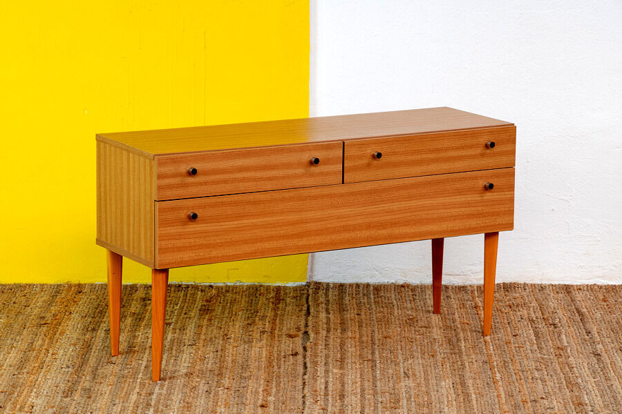 Scandinavian row 107 cm