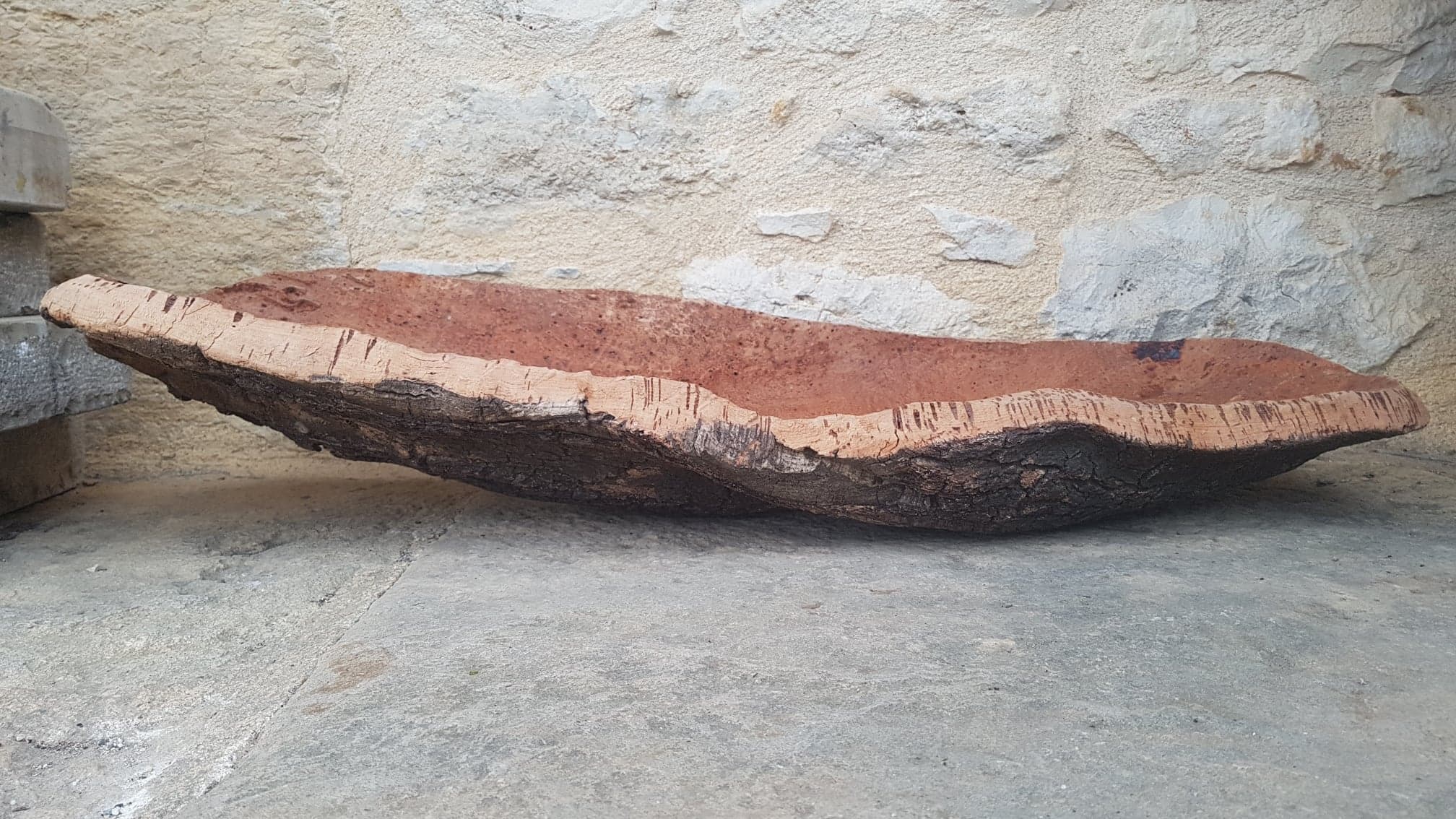 Cork oak bark dish