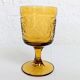 Verre à pied ambré motif vendange vintage
