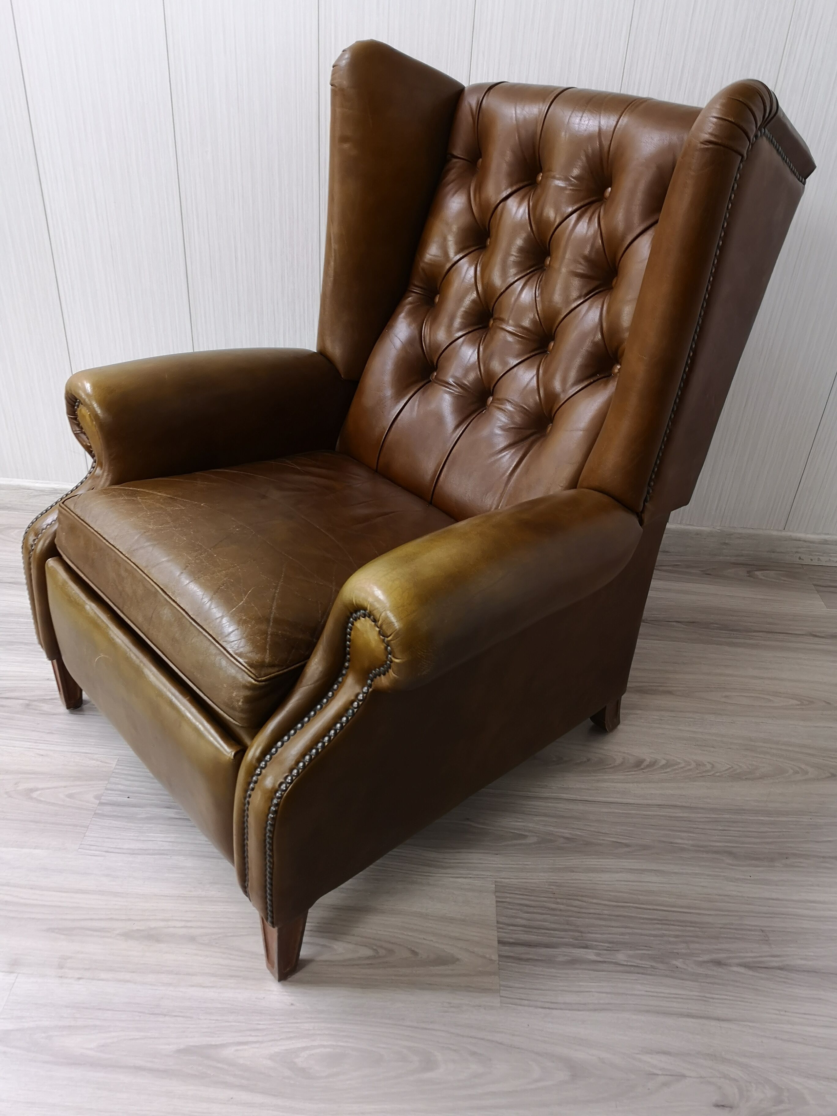 Leather reclining chair