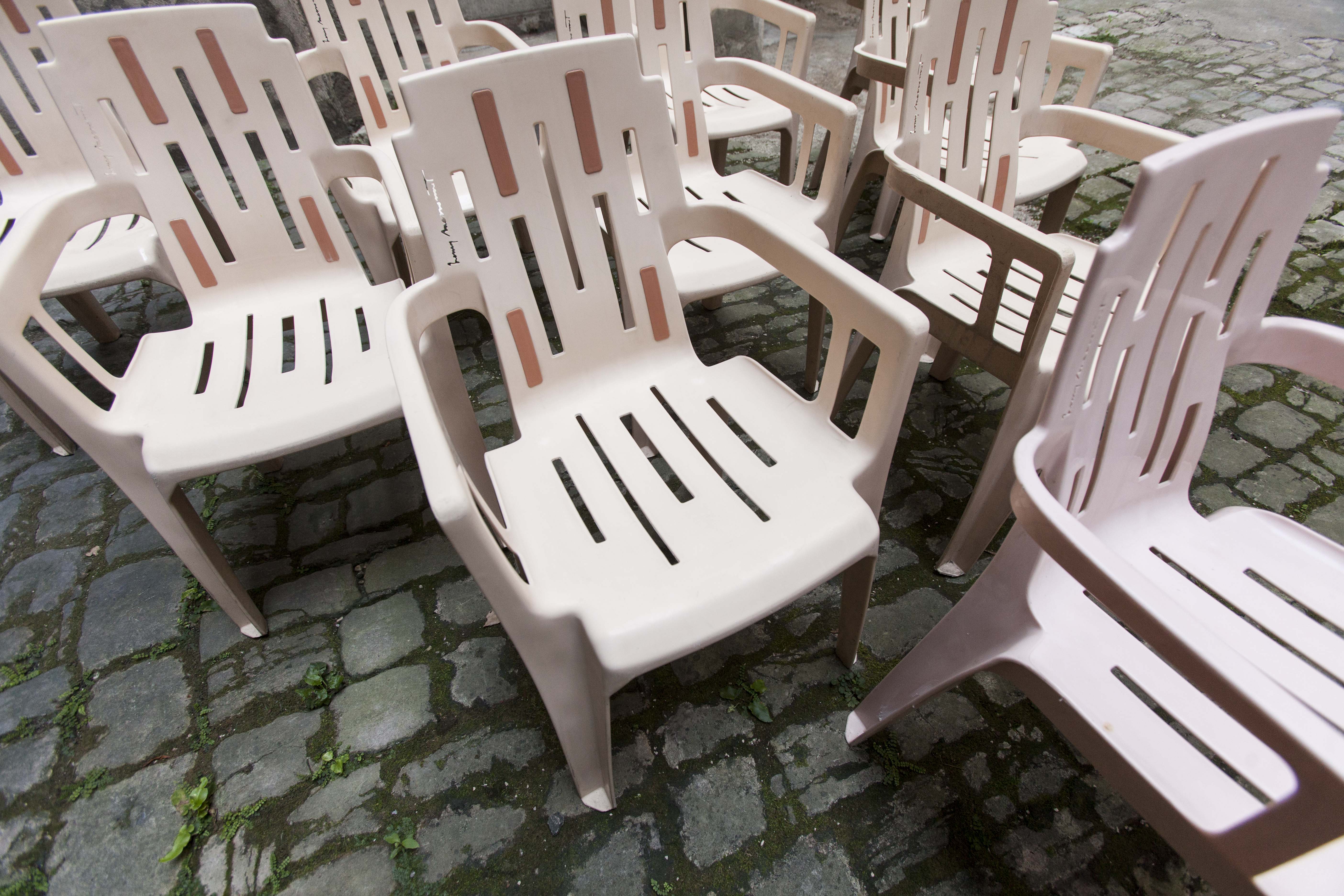 Set of 10 chairs mambo Stamp Henry Massonnet by Pierre Paulin