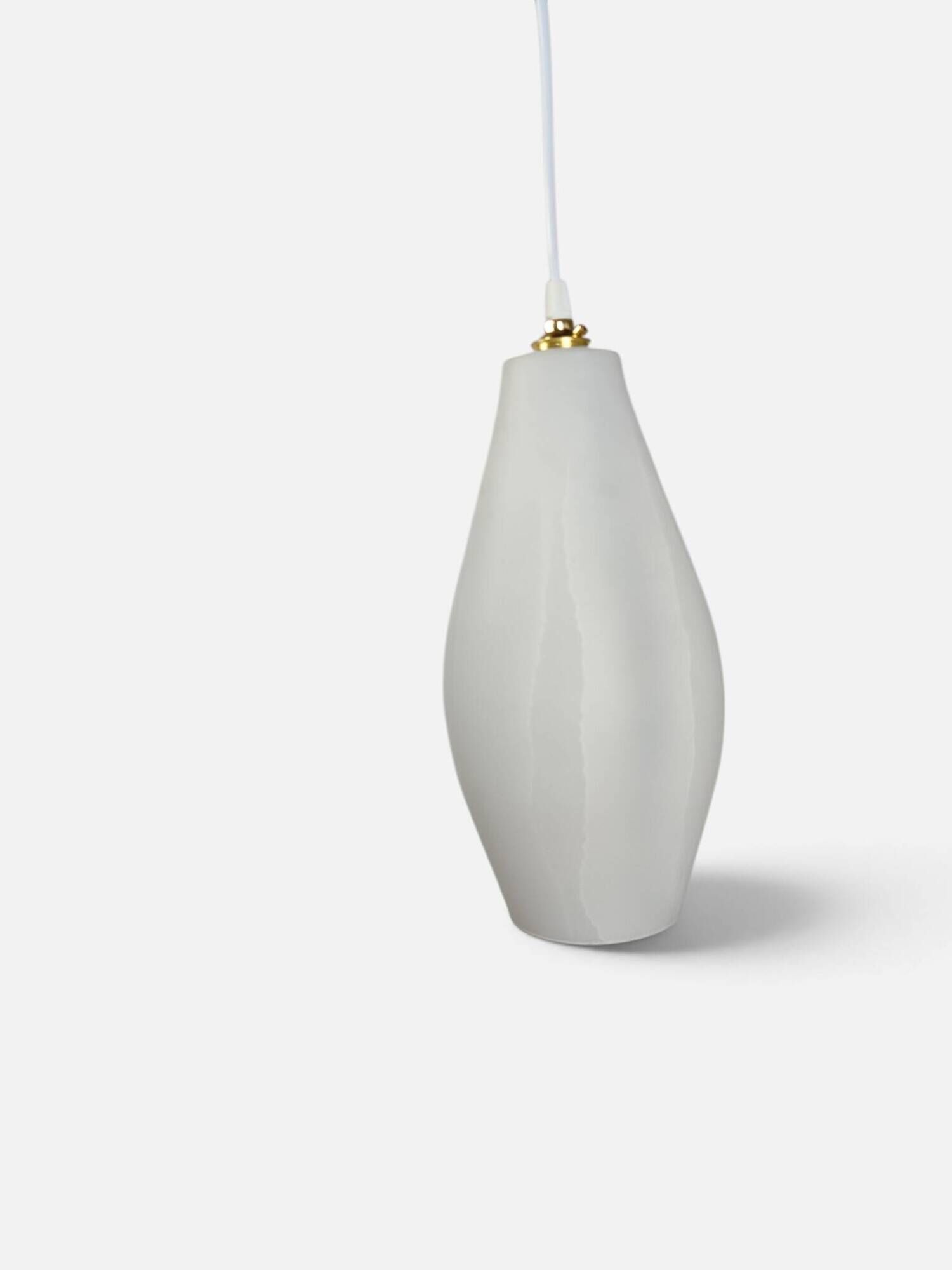 Modernist suspension in blown opaline with a marbled effect and brass – 1930s