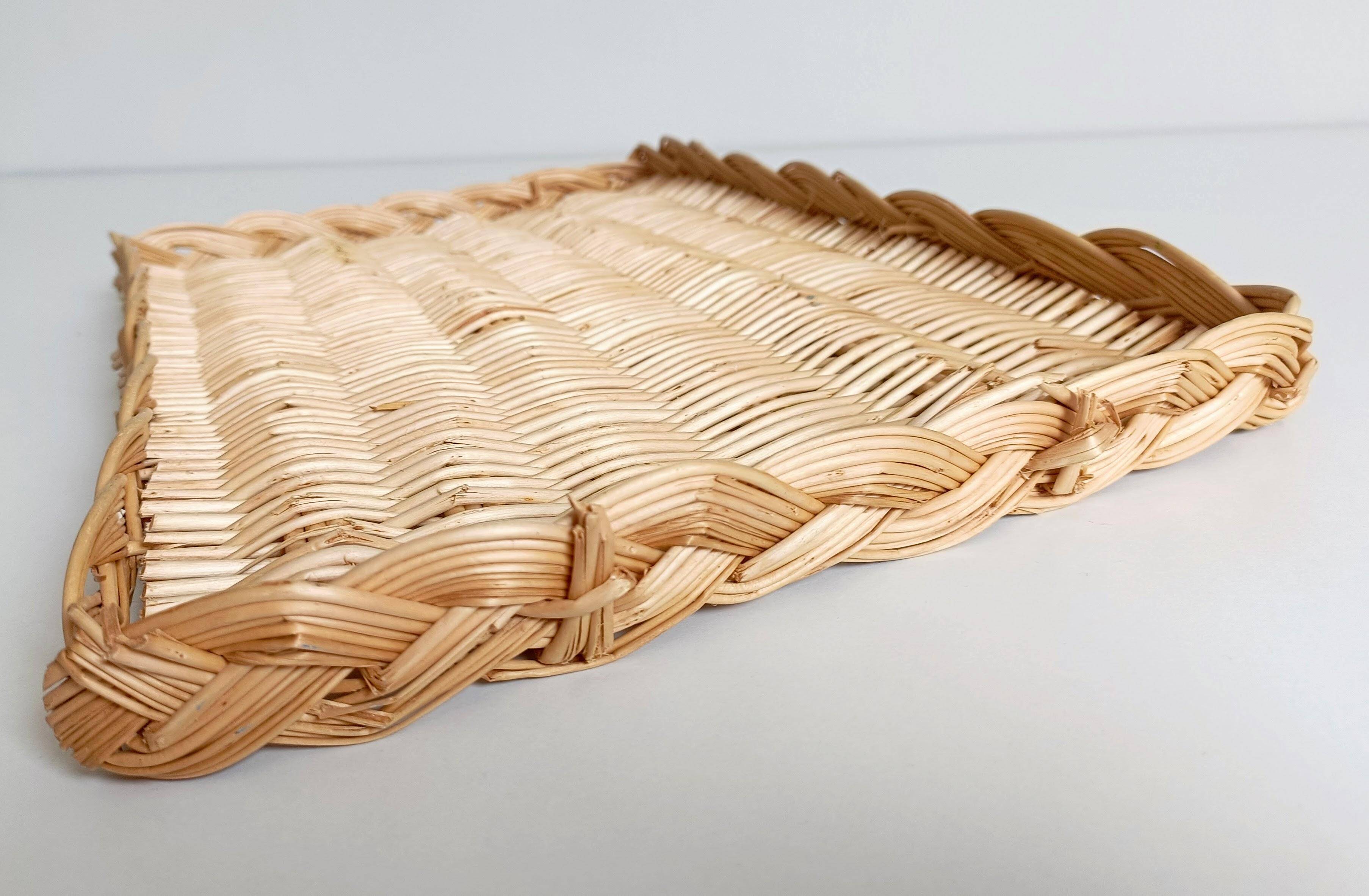 Panier en osier rustique de Provence, France, 20e siècle
