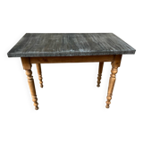 Zing bistro table