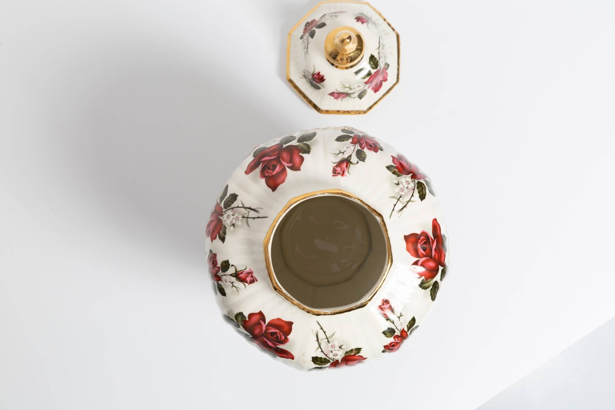 Large hand-painted ceramic vase with roses, sweet box, 20th century, Belgium, 1960s.