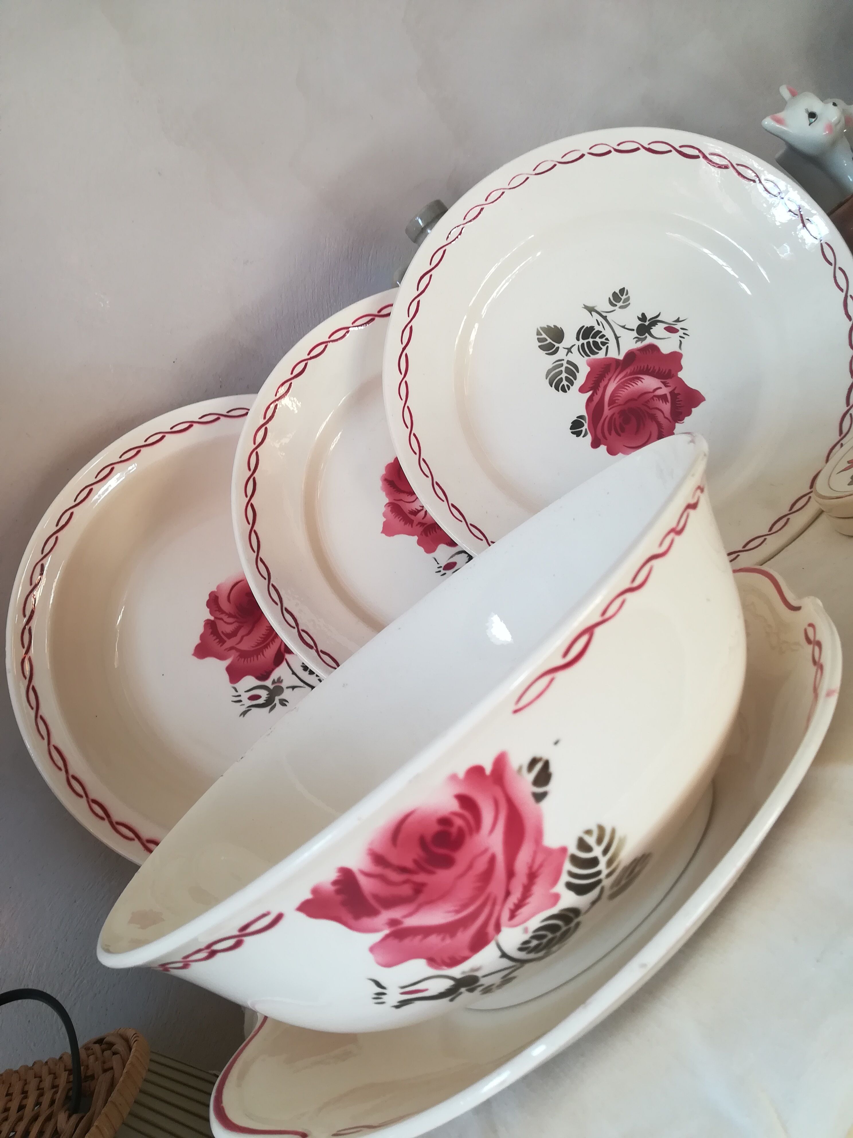 5 iron earth dishes