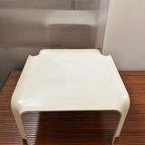 Table d’appoint Pierre Paulin pour Artifort – Modèle T877 – Blanc