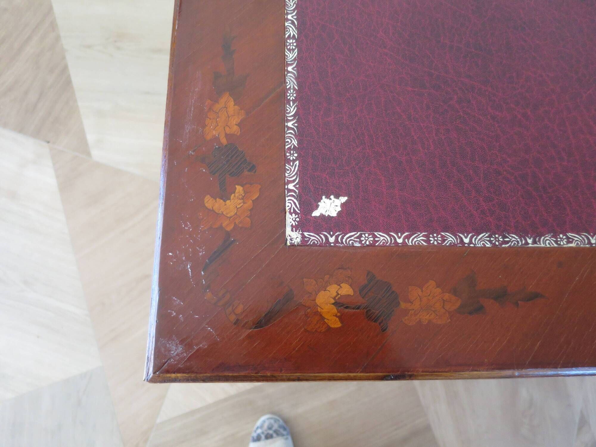 Rare - portfolio game table in marquetry and decorative bronze - Louis XVI style - Early 1900