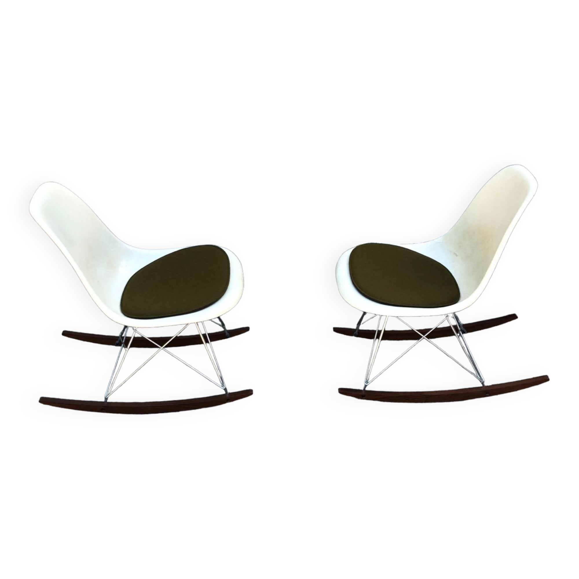 Pair of rocking chairs by Charles and Ray Eames for Herman Miller 1960