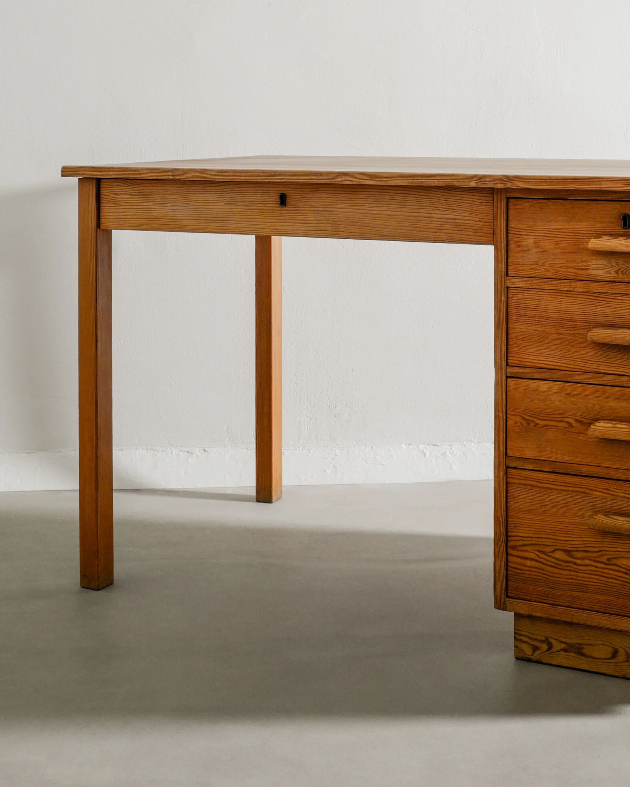 Swedish Wooden Pine Desk by Axel Einar Hjorth for Nordiska Kompaniet, 1930s