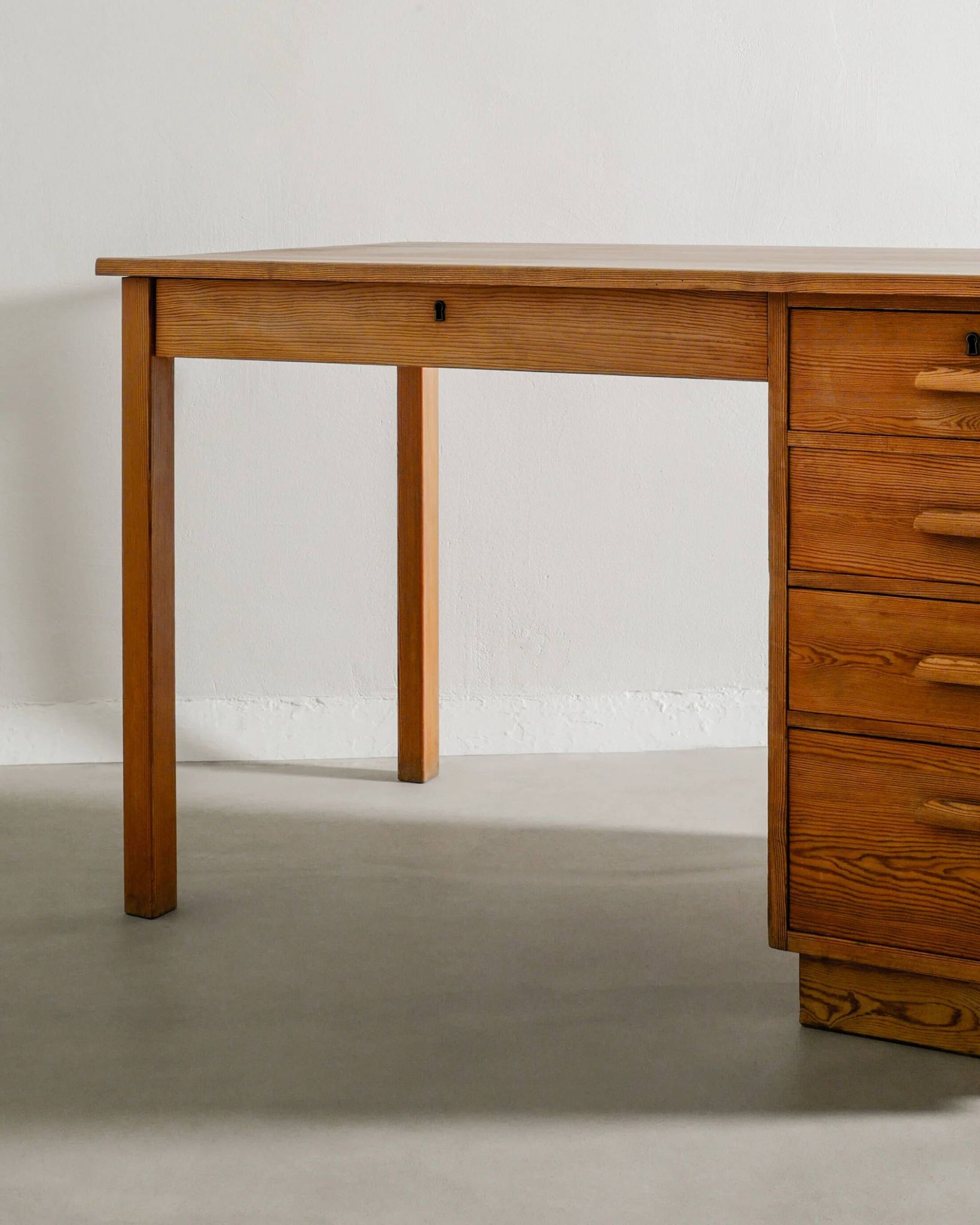 Swedish Wooden Pine Desk by Axel Einar Hjorth for Nordiska Kompaniet, 1930s