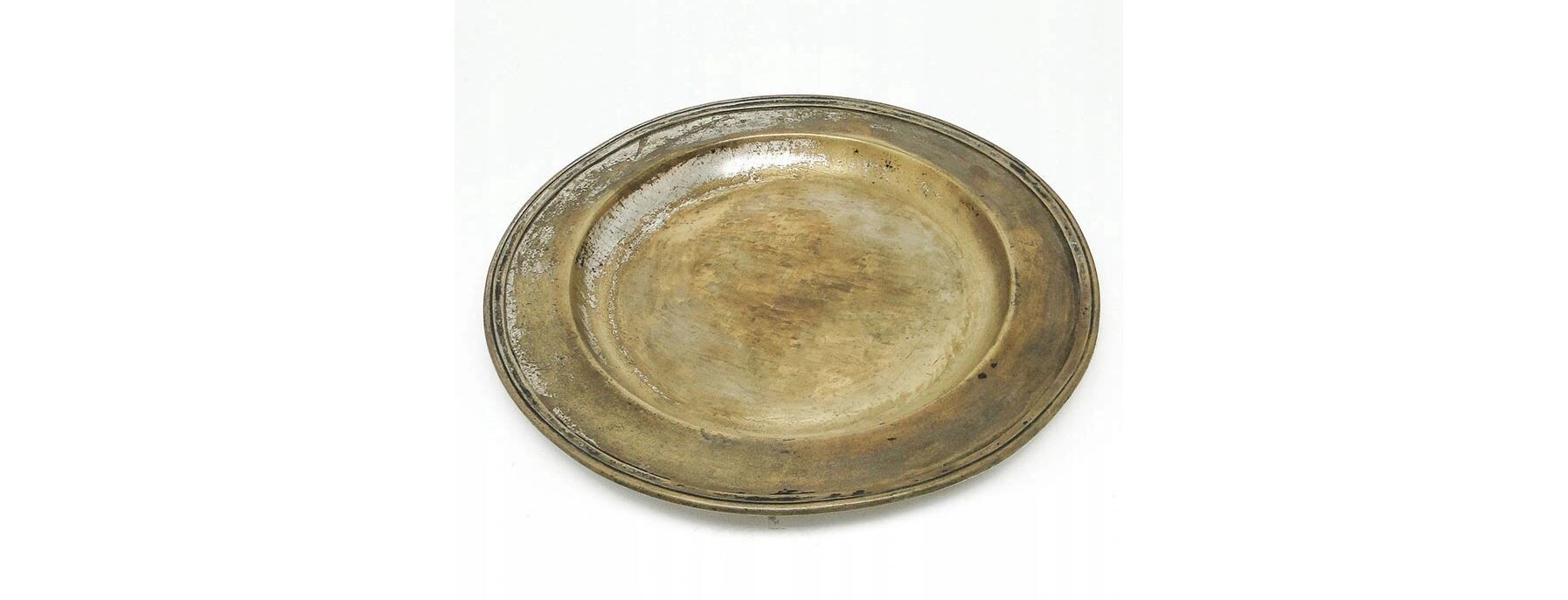 19th century platter from Bracia Buch