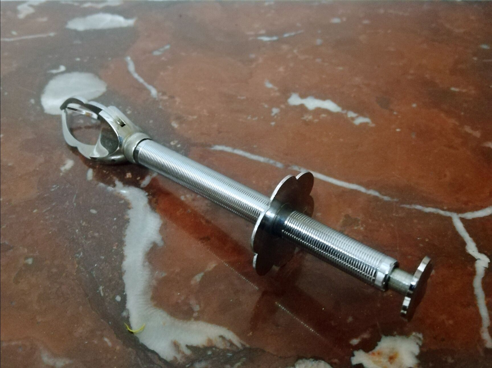 Sugar clamp "The crab"