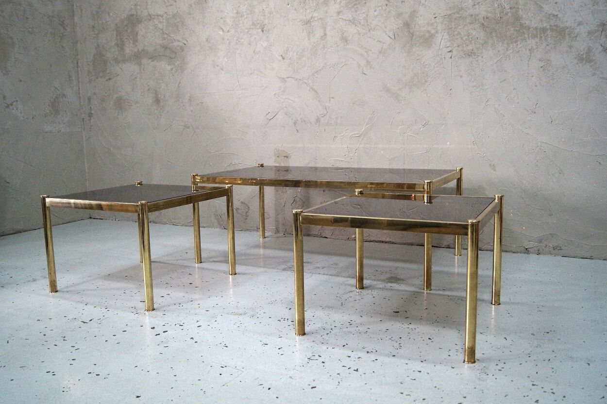 Set of 3 Italian minimalist brass coffee tables, 1970s