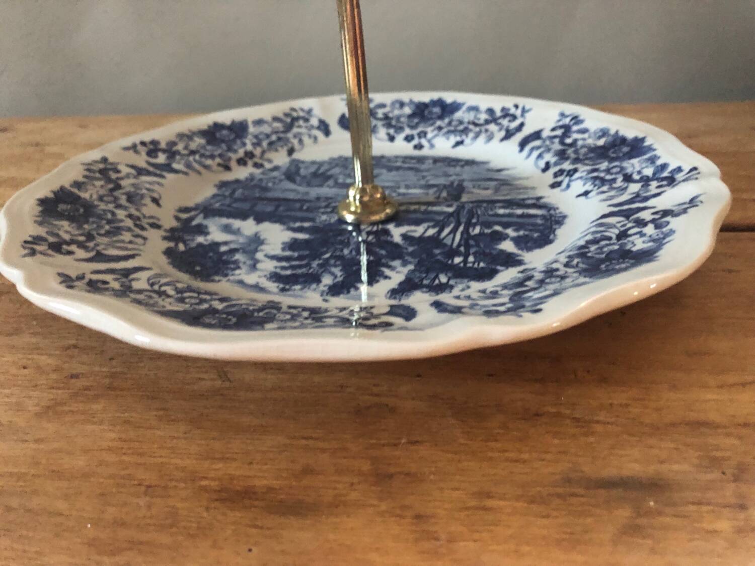 Serviteur en porcelaine Sarrguemines