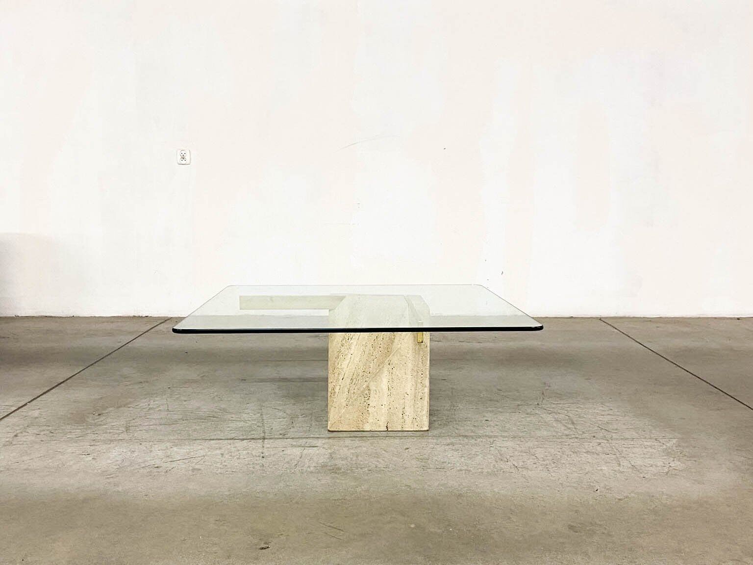 Italian travertine coffee table from Artedi, 1970s