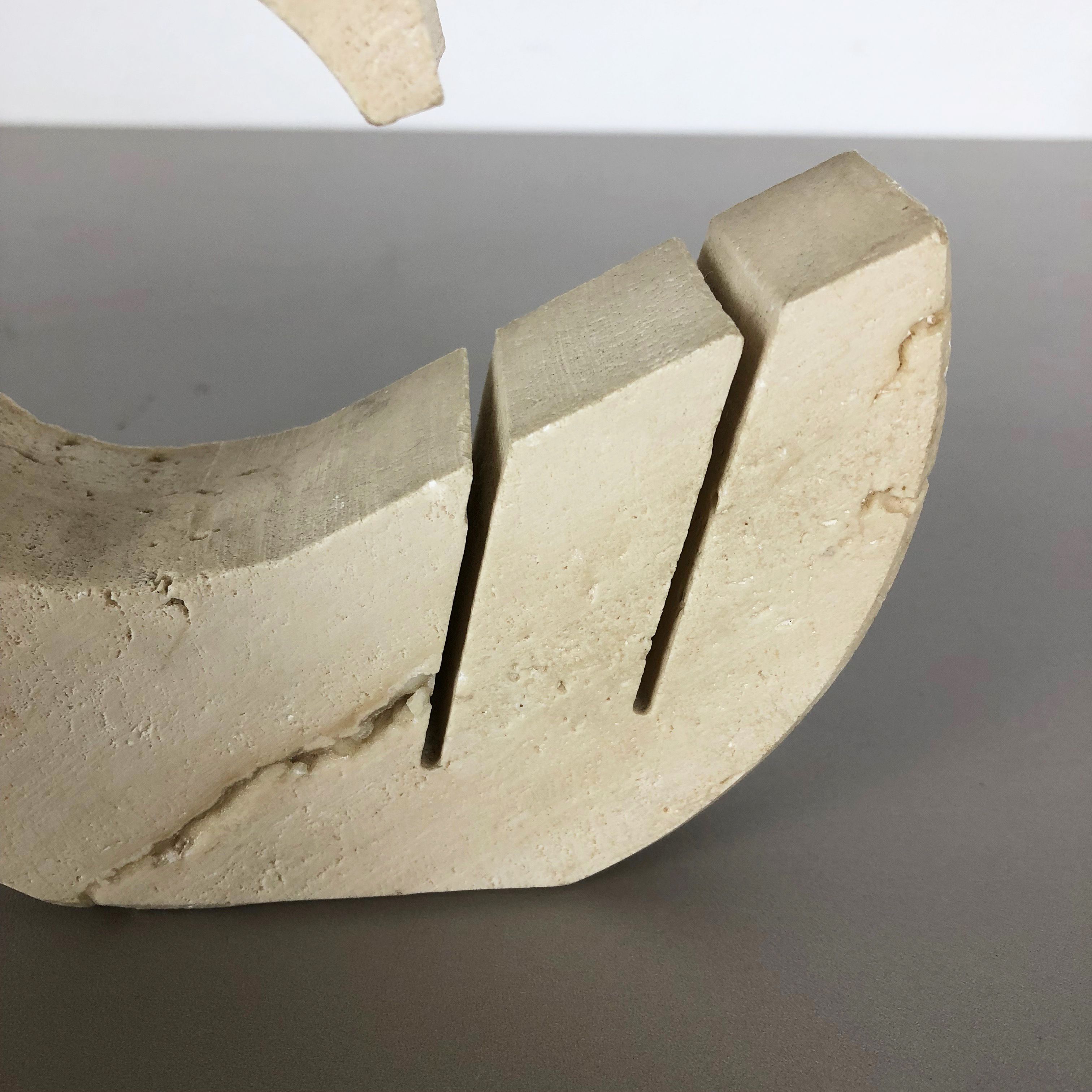 Modernist travertine marble swan figure by Fratelli Mannelli, Italy, 1970s
