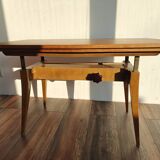 Table à manger et table basse vintage en une seule pièce