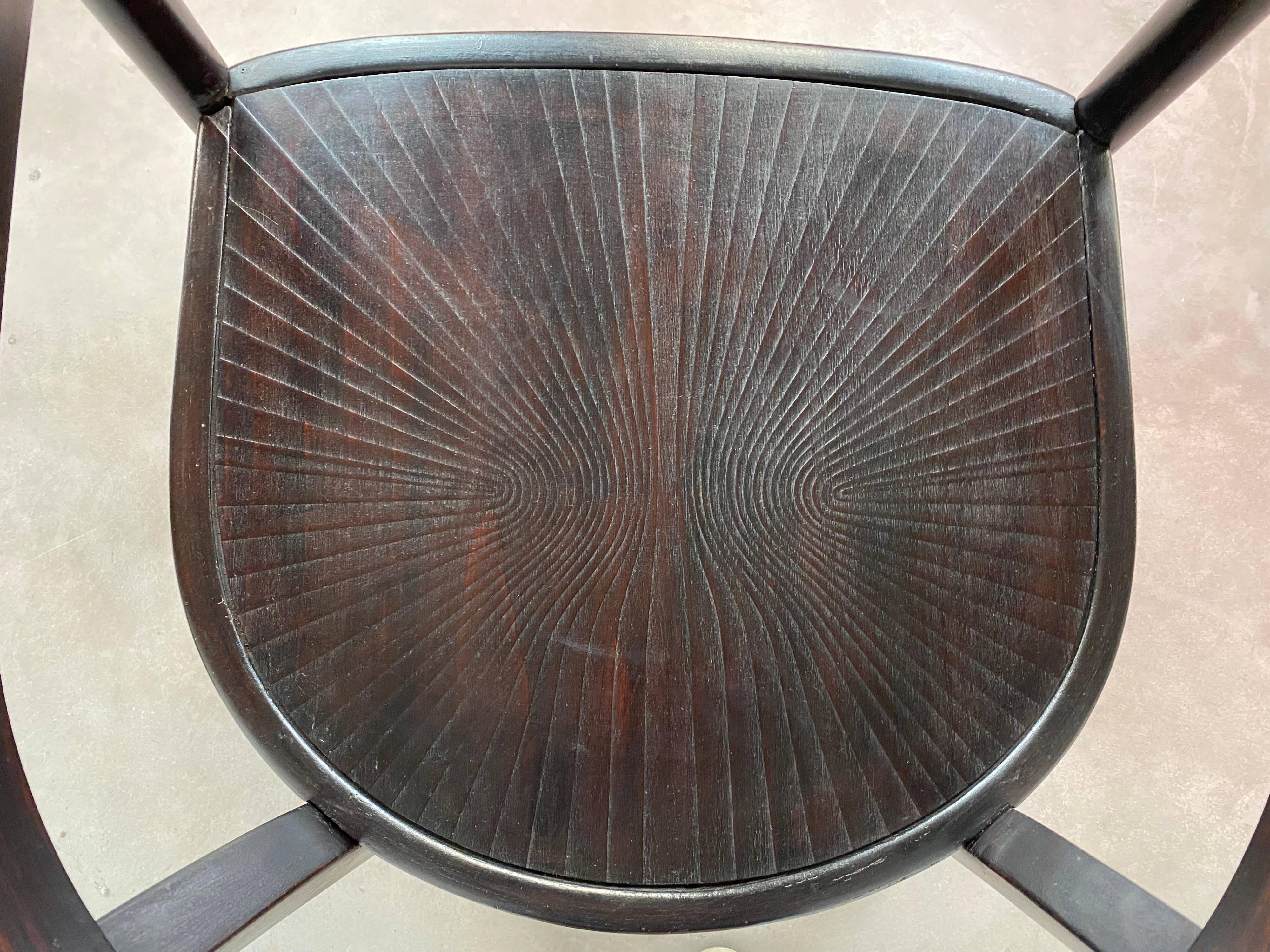Large armchair of the Secession no.6549 by Josef Hoffmann for Thonet