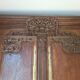 Armoire en chene sculptee du xviii ème siecle