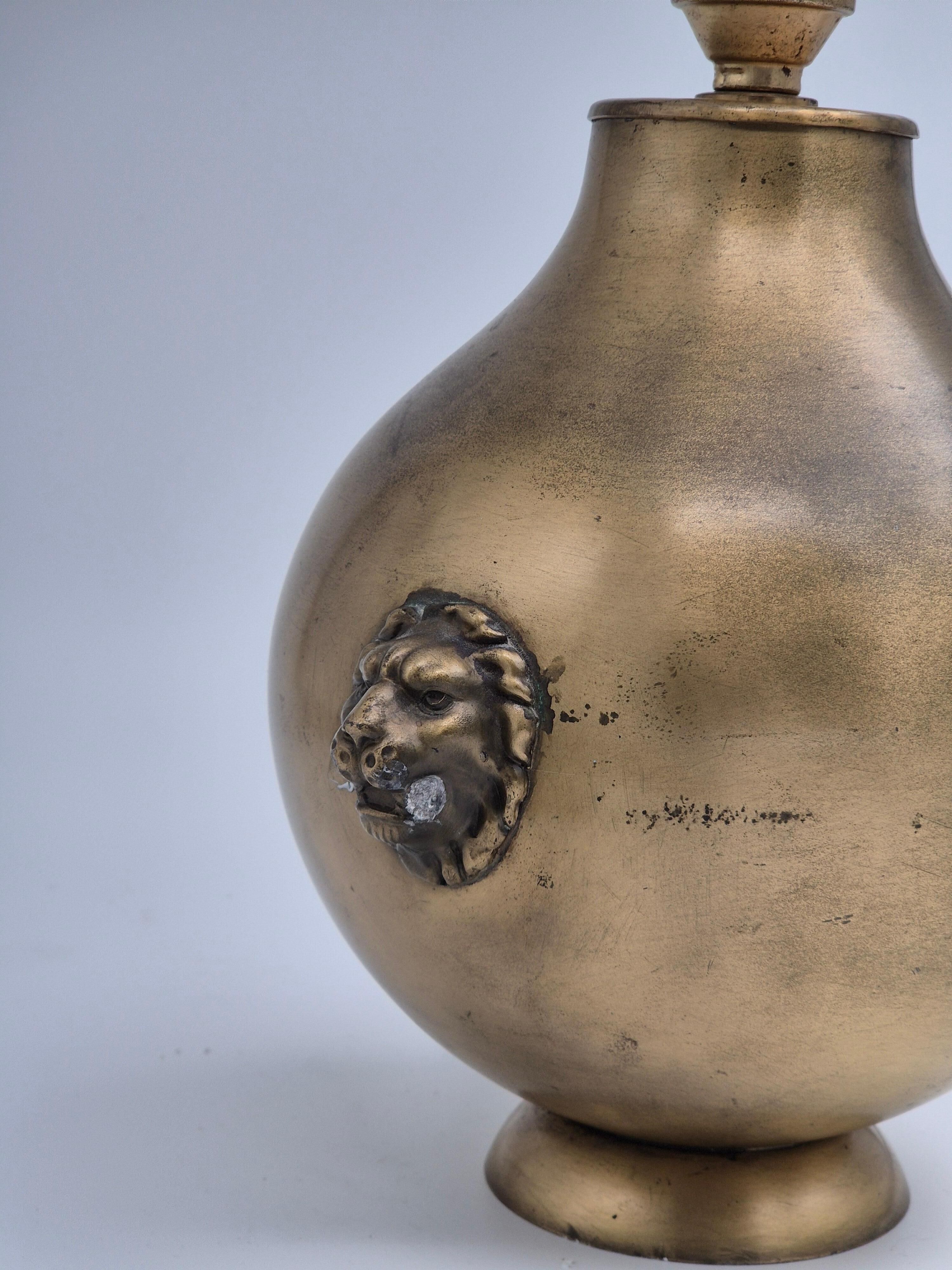 Table lamp in brass with lion decor, Swedish Grace 1920/30s
