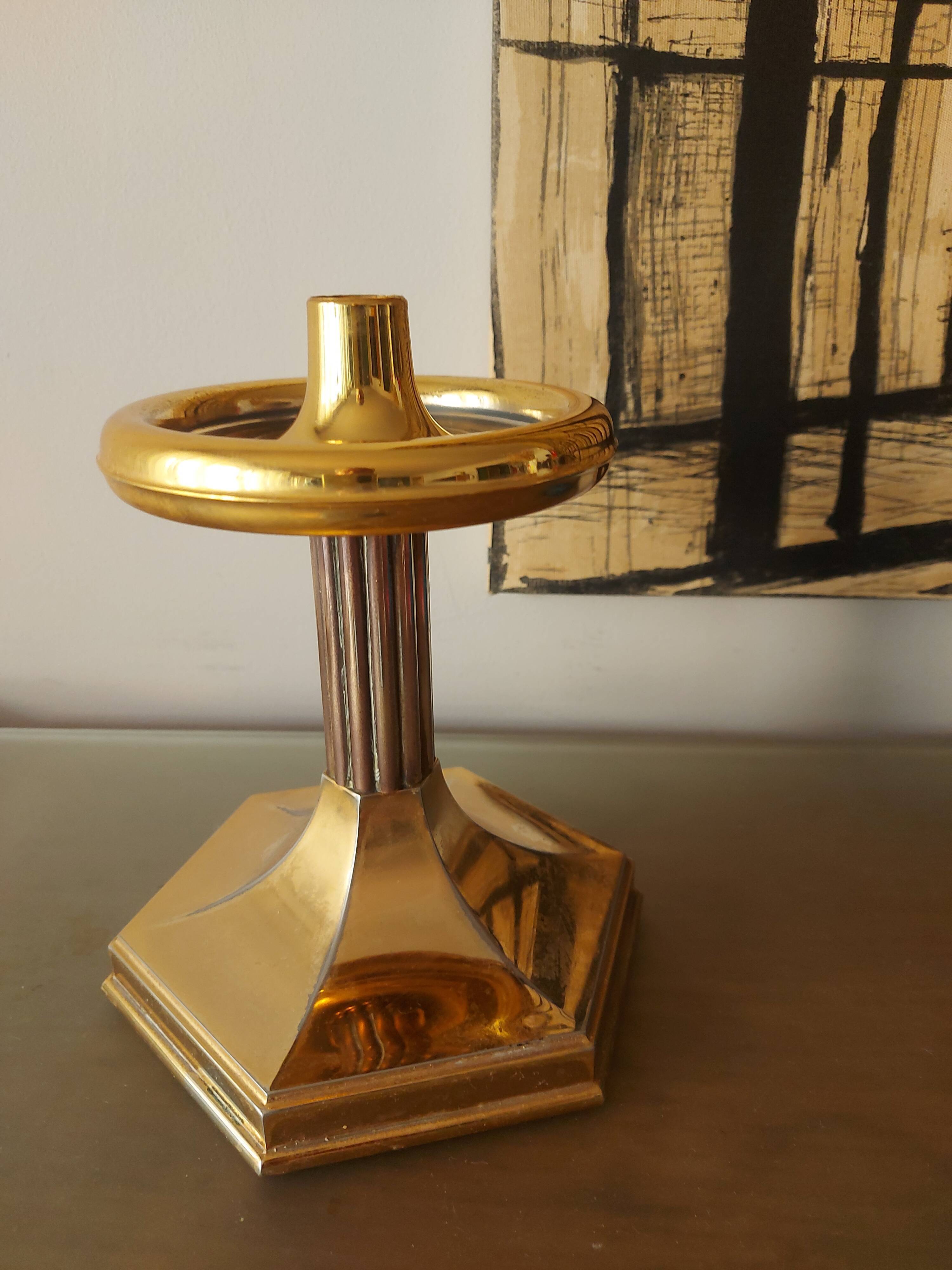 Nagel design candle holder