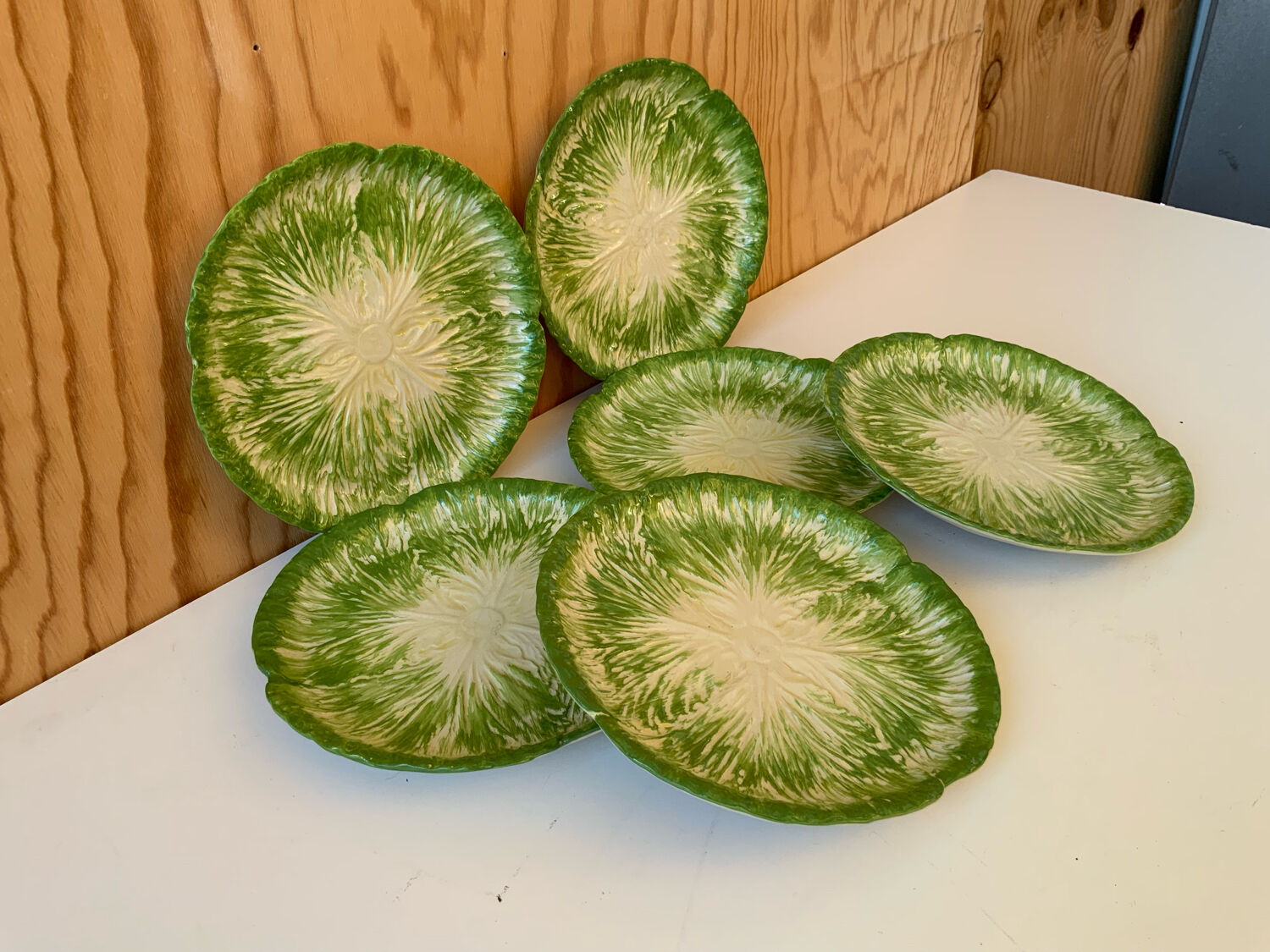 Assiettes en barbotine