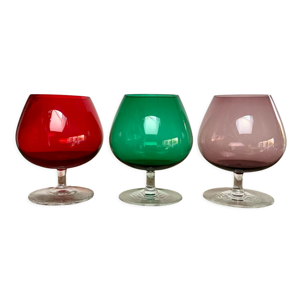 3 verres à dégustation couleurs vintage