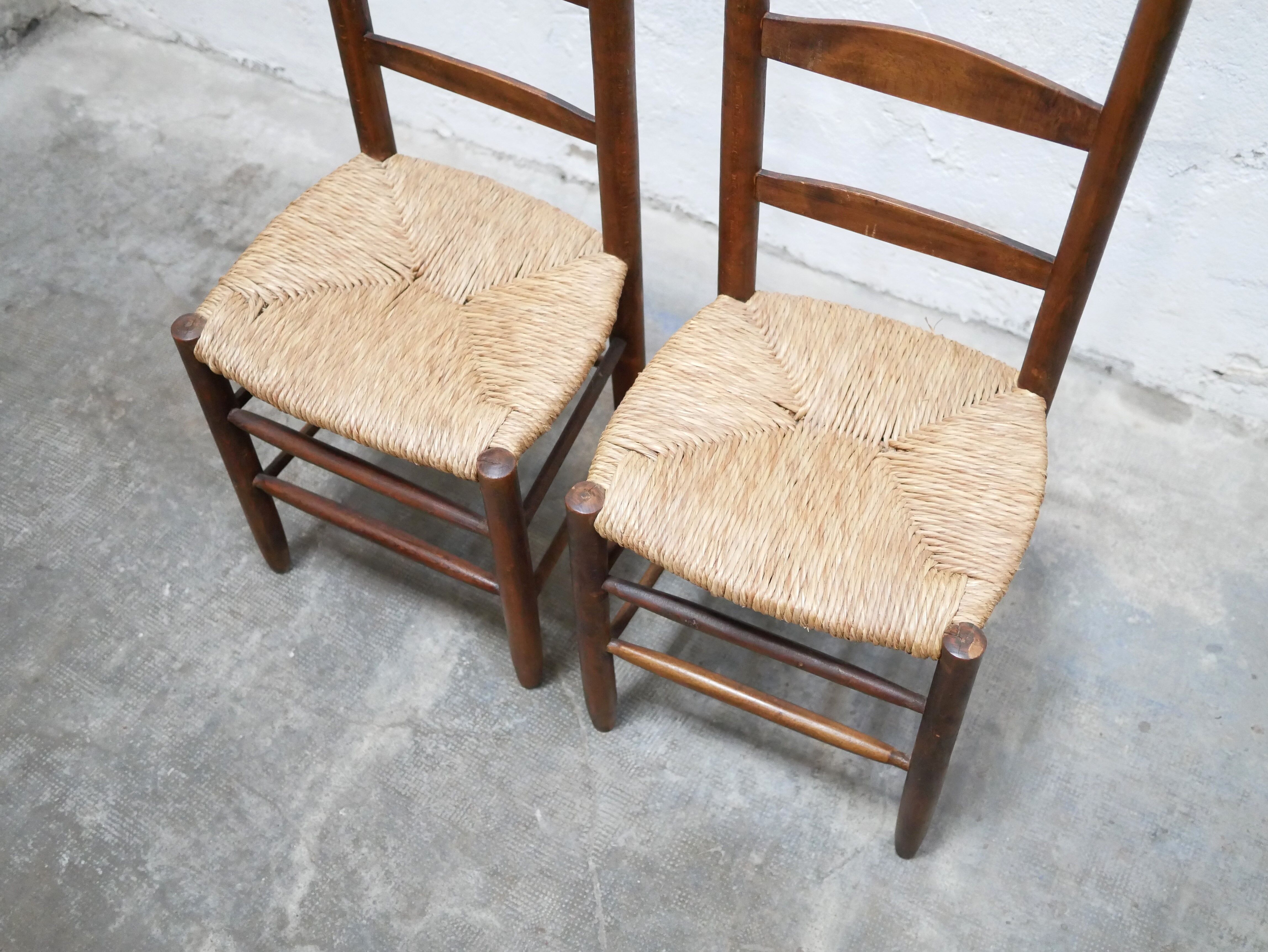 Chaise campagne paillée ancienne en bois