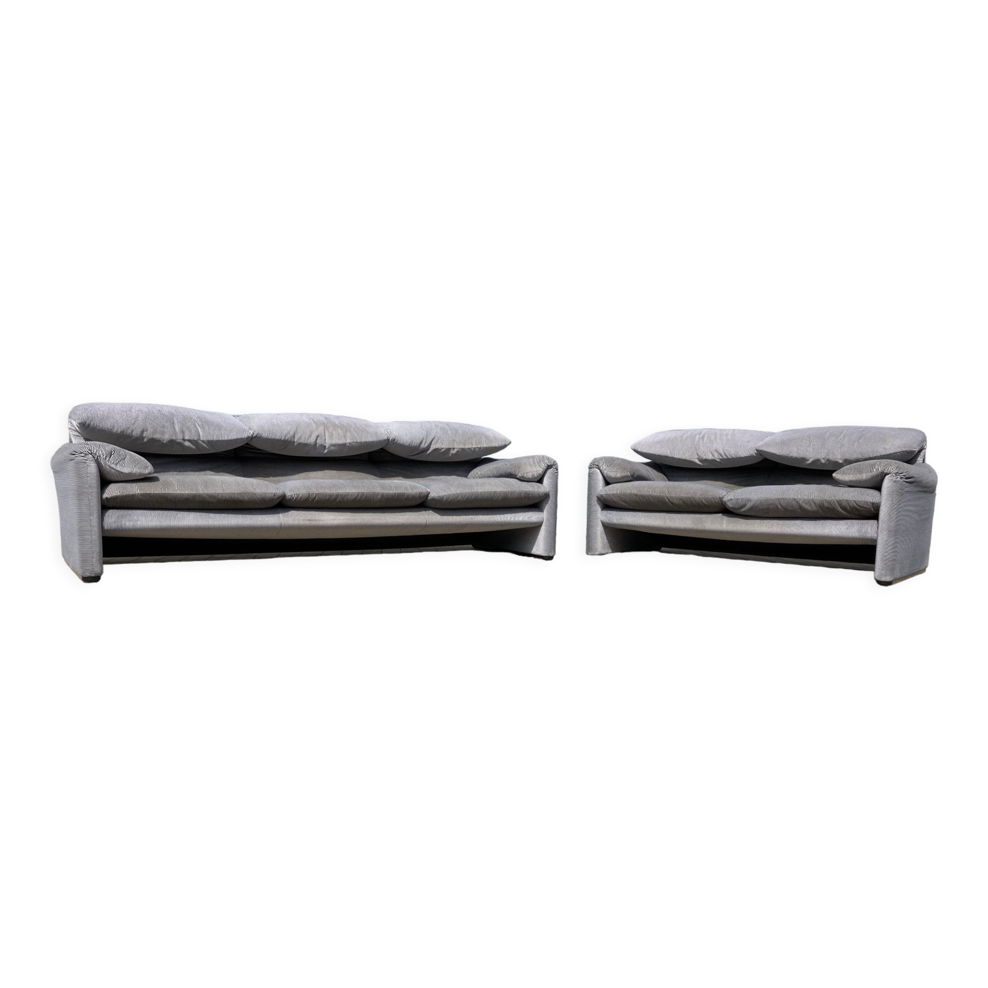 Set of 2 Maralunga sofas by Vico Magistretti for Cassina