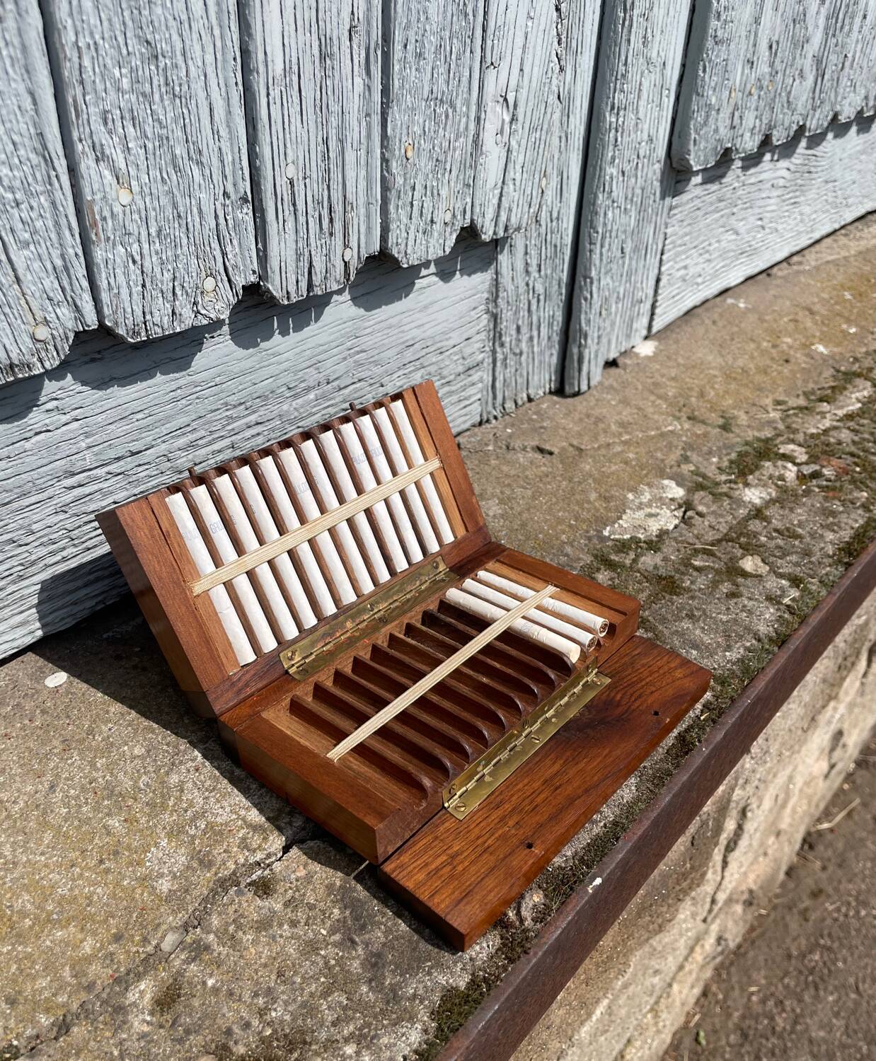 Cigarette case