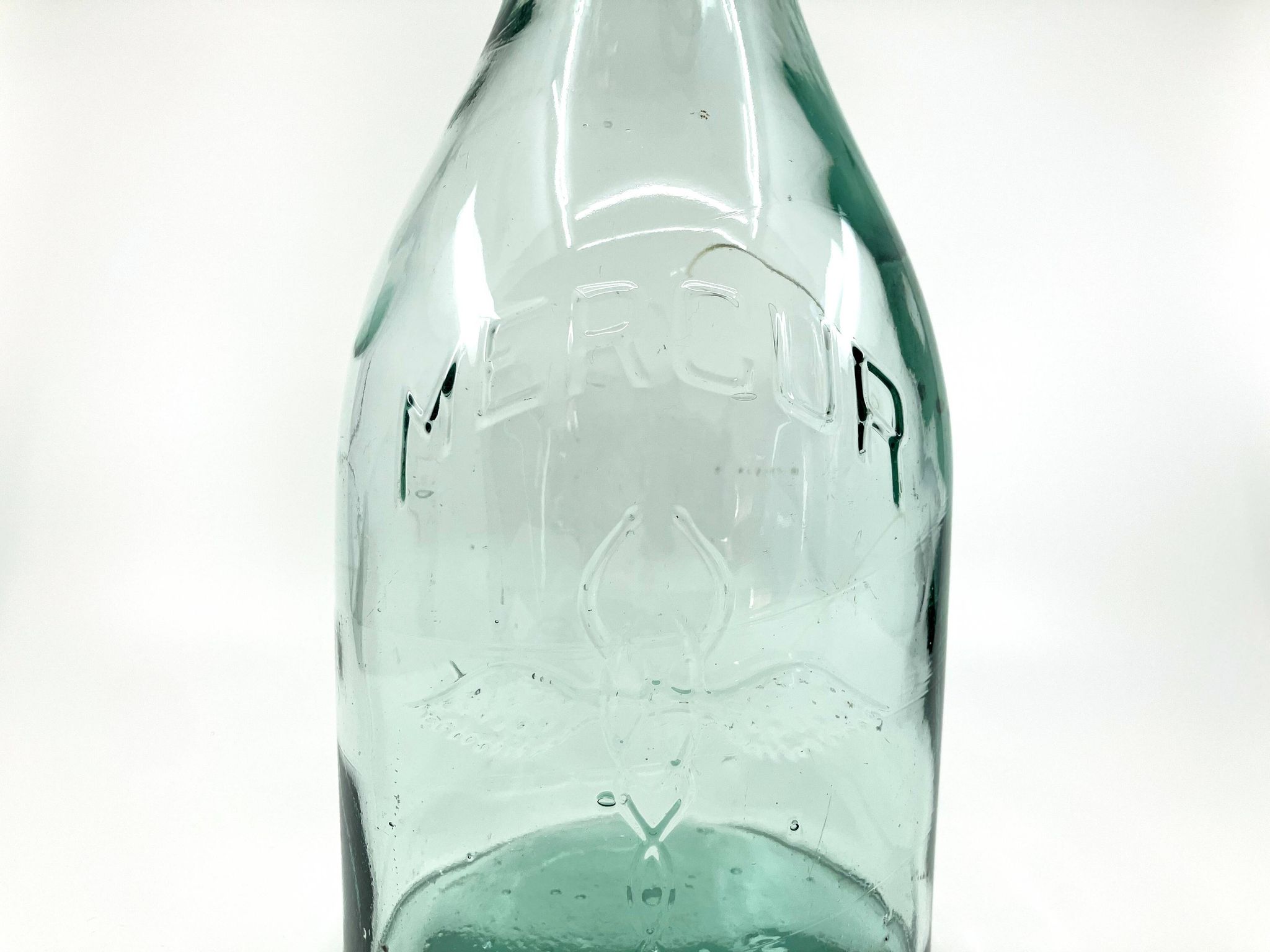 Grande bouteille "Mercur" en verre et bouchon en céramique • 2L • 1930