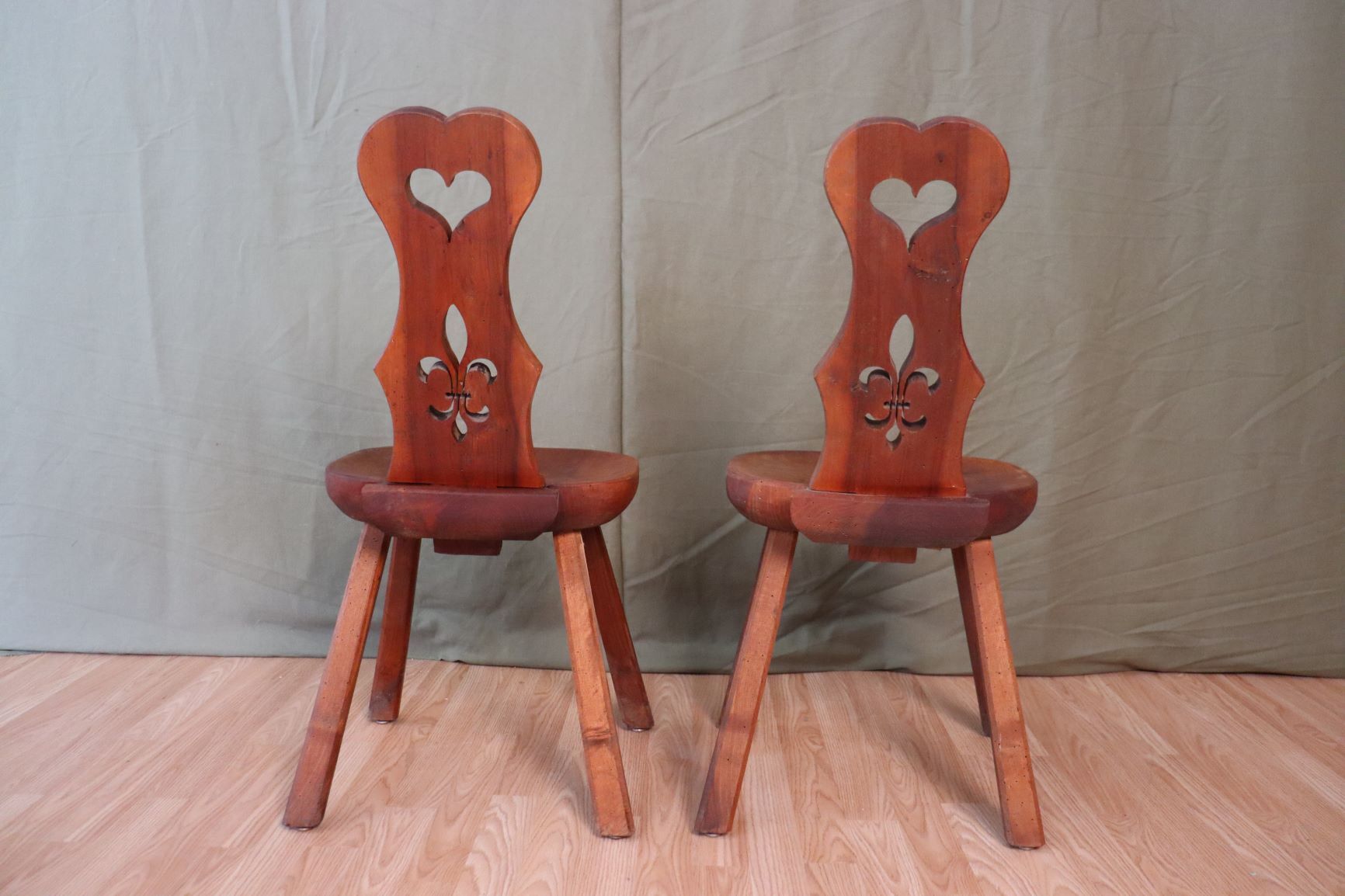 Pair of Alsatian-style chairs