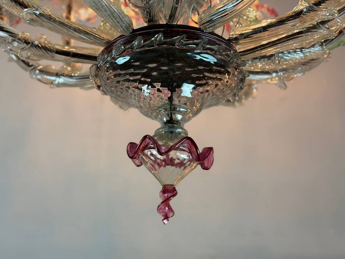 Large Venetian Rezzonico chandelier in multi-colored Murano glass, circa 1920