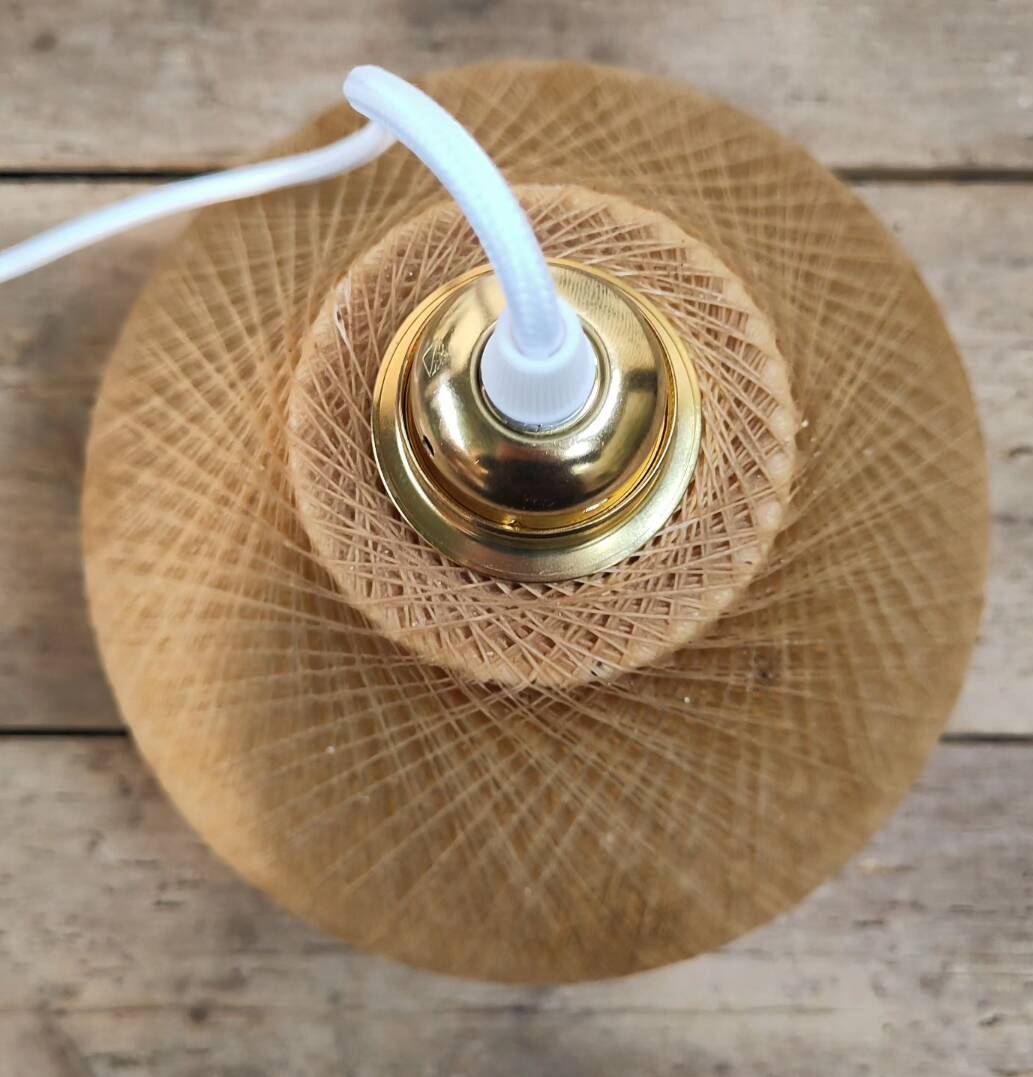 Vintage suspension in braided wires