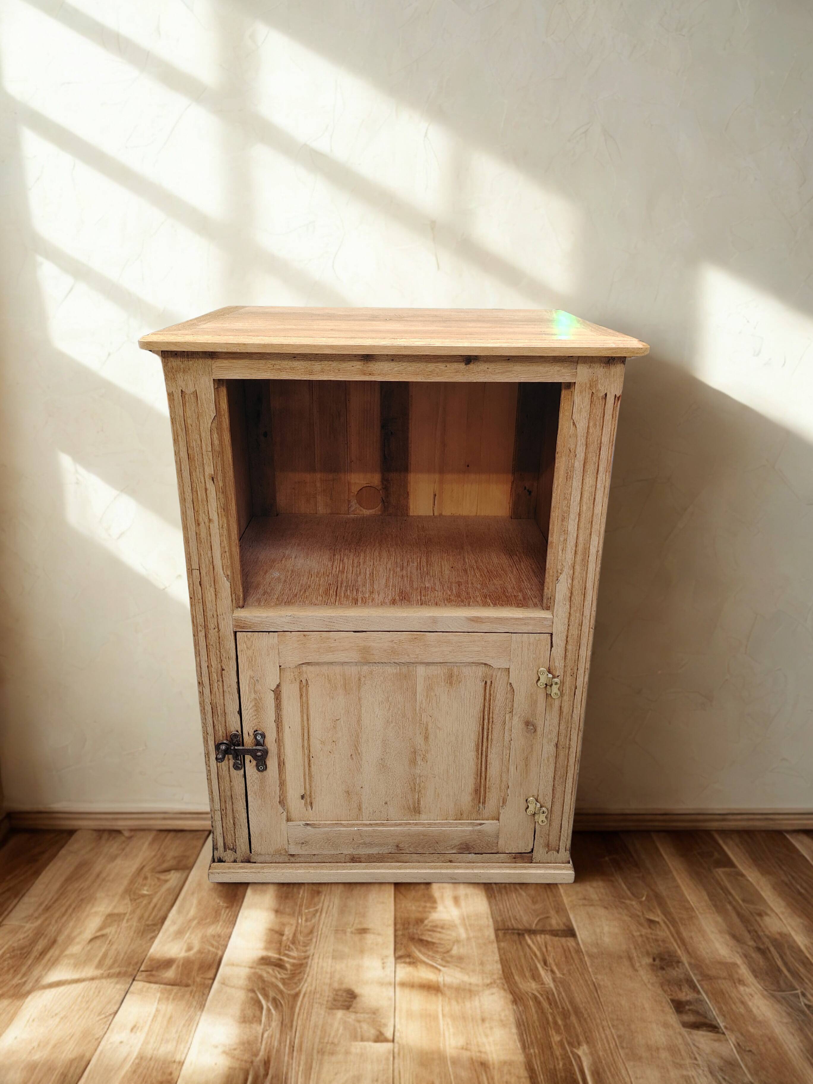 Old Wooden Icebox Stripped – 1930