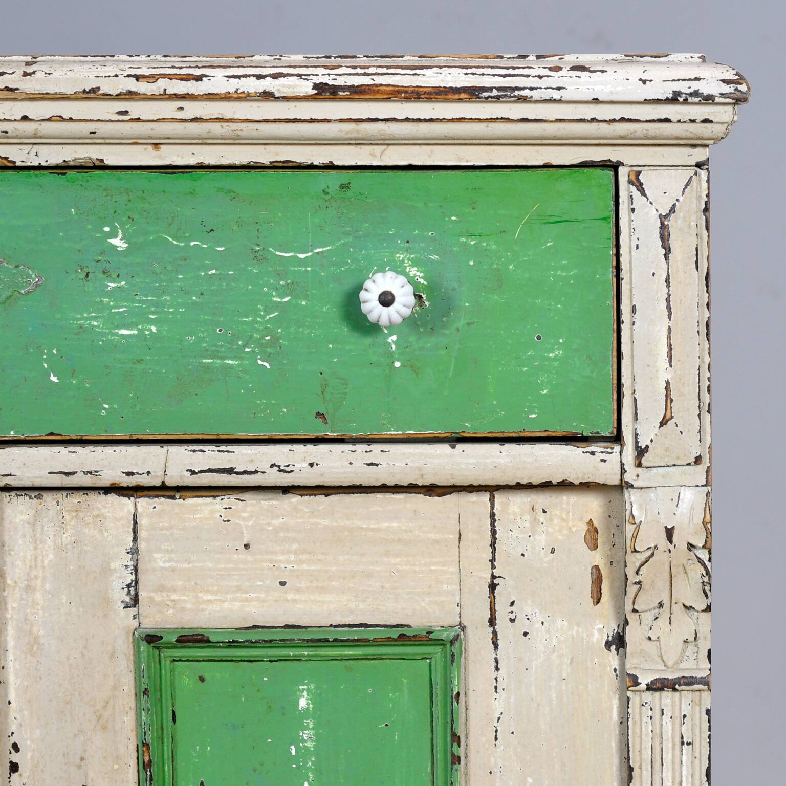 Commode en pin, années 1910